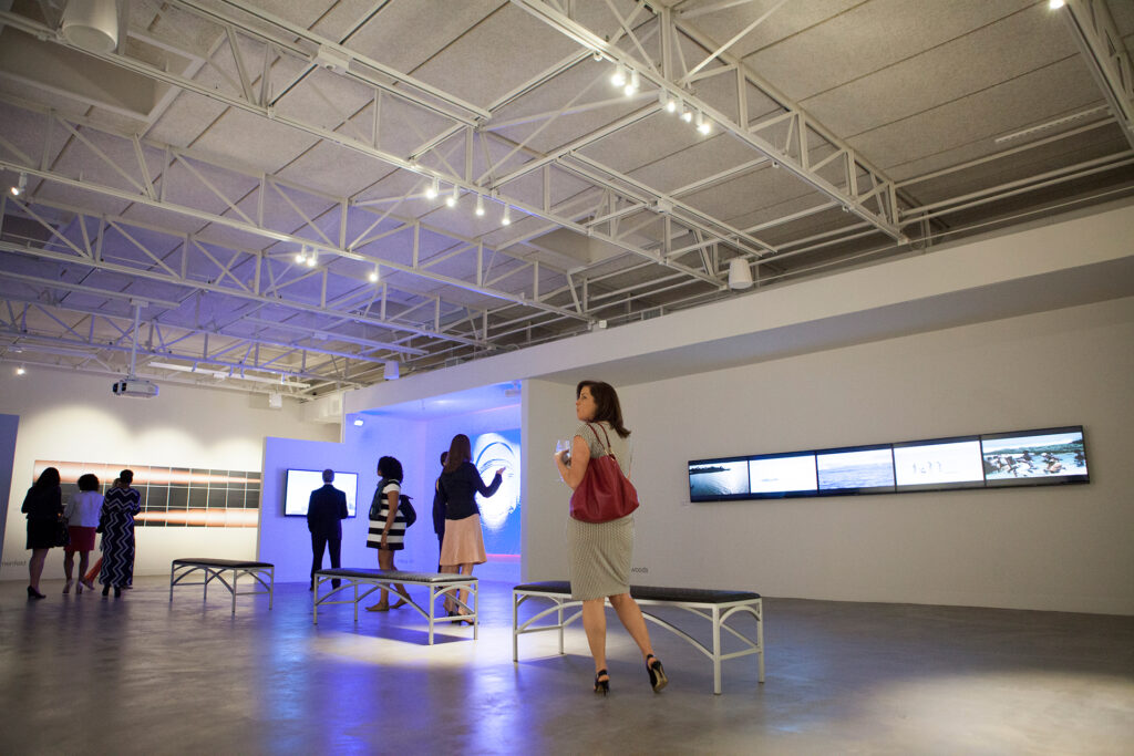 Zhulong Gallery interior